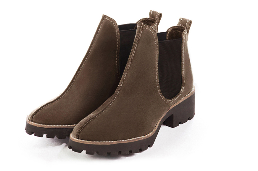 Chocolate brown women's elegant sneakers. Round toe. Low rubber soles. Front view - Florence KOOIJMAN